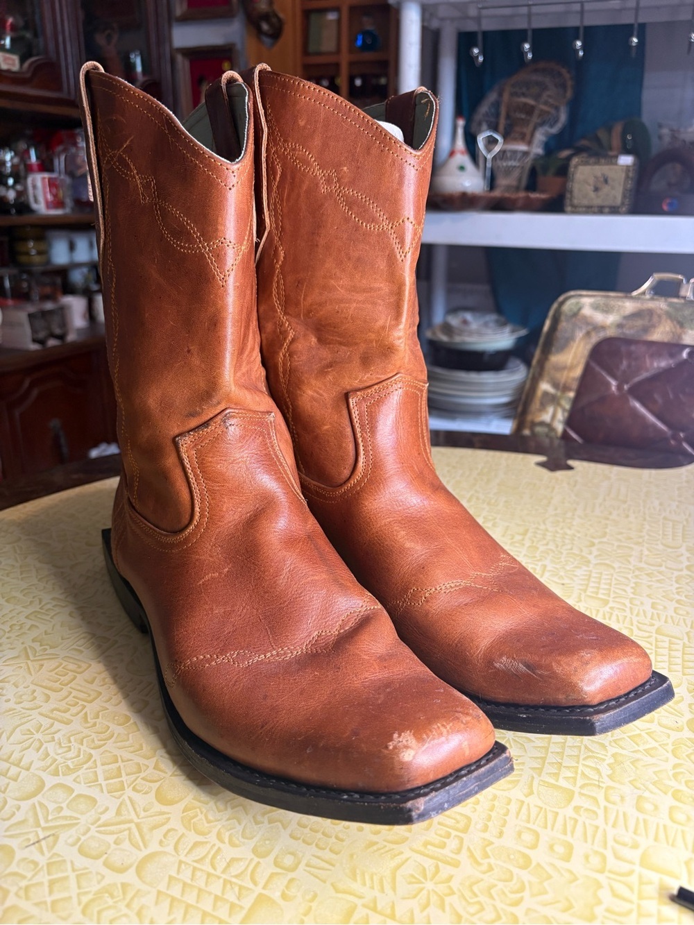 Vintage Classic Men's Brown Leather Cowboy Boots